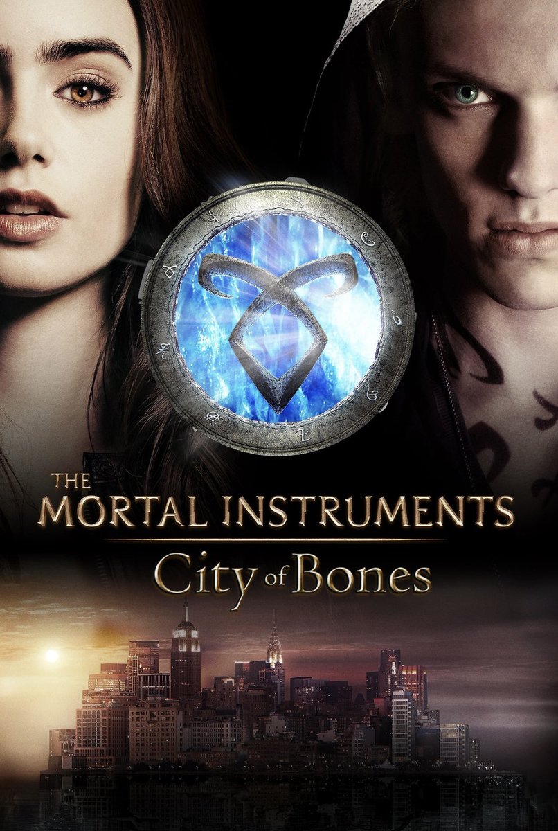 javierfied's tweet photo. #CityofBones Boring try of creating a new teenager’s favorite movie saga based on a young adult’s fantasy series novel. I haven’t read the original material but the film adaptation is terrible weary, predictable, and lacking of originality. I discover Lily Collins here. https://t.co/TcKHtjitaG