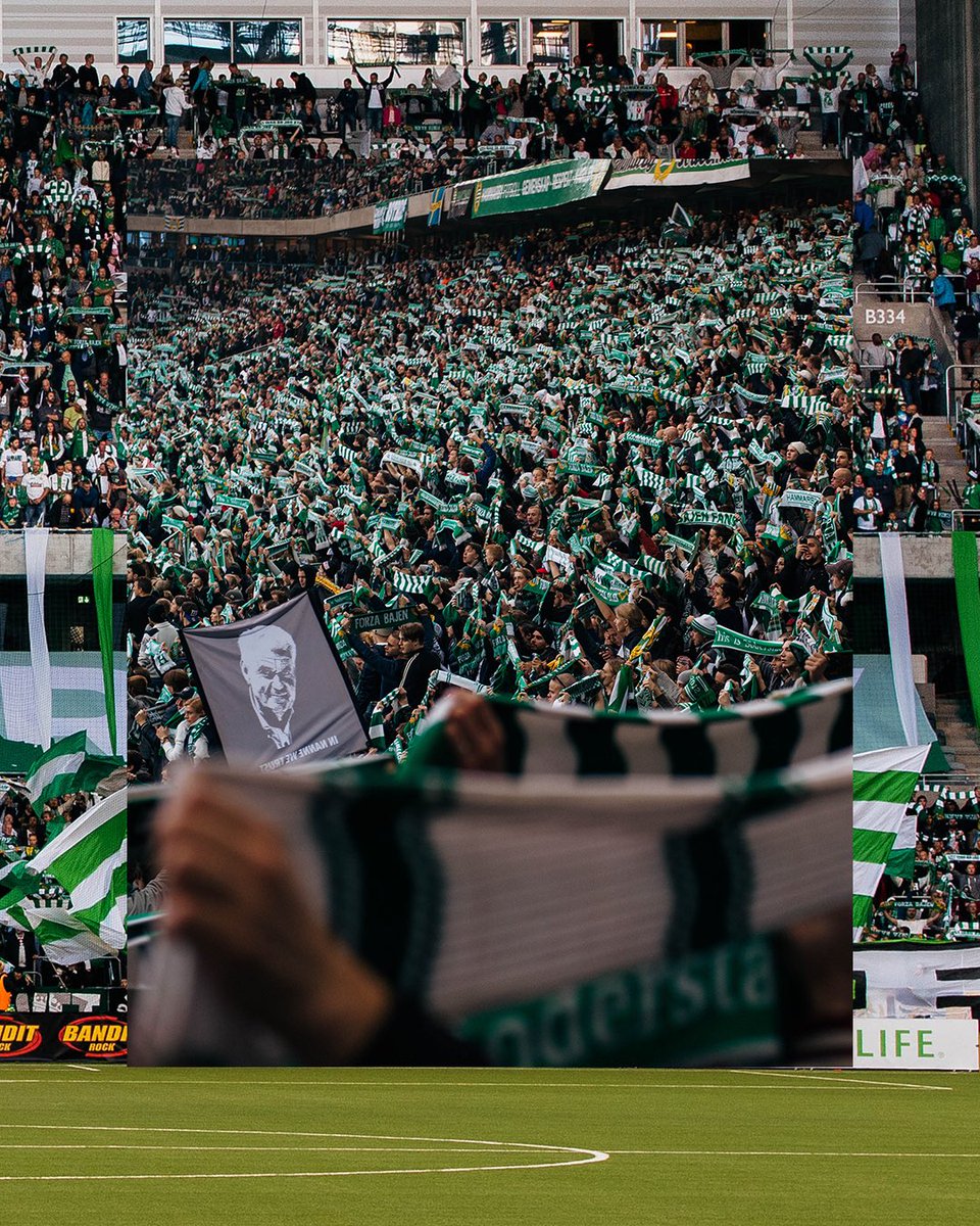 🟢⚪️ 2014 vann Hammarby Superettan och snittade 20.451 personer i publiken på hemmaplan. Den högsta siffran nåddes i mötet med Ljungskile i juli. 31.074 personer slöt upp på ”Nya Söderstadion”.

👉 Läs mer om Hammarbys publikår 2014: superettan.se/nyheter/nar-ba…