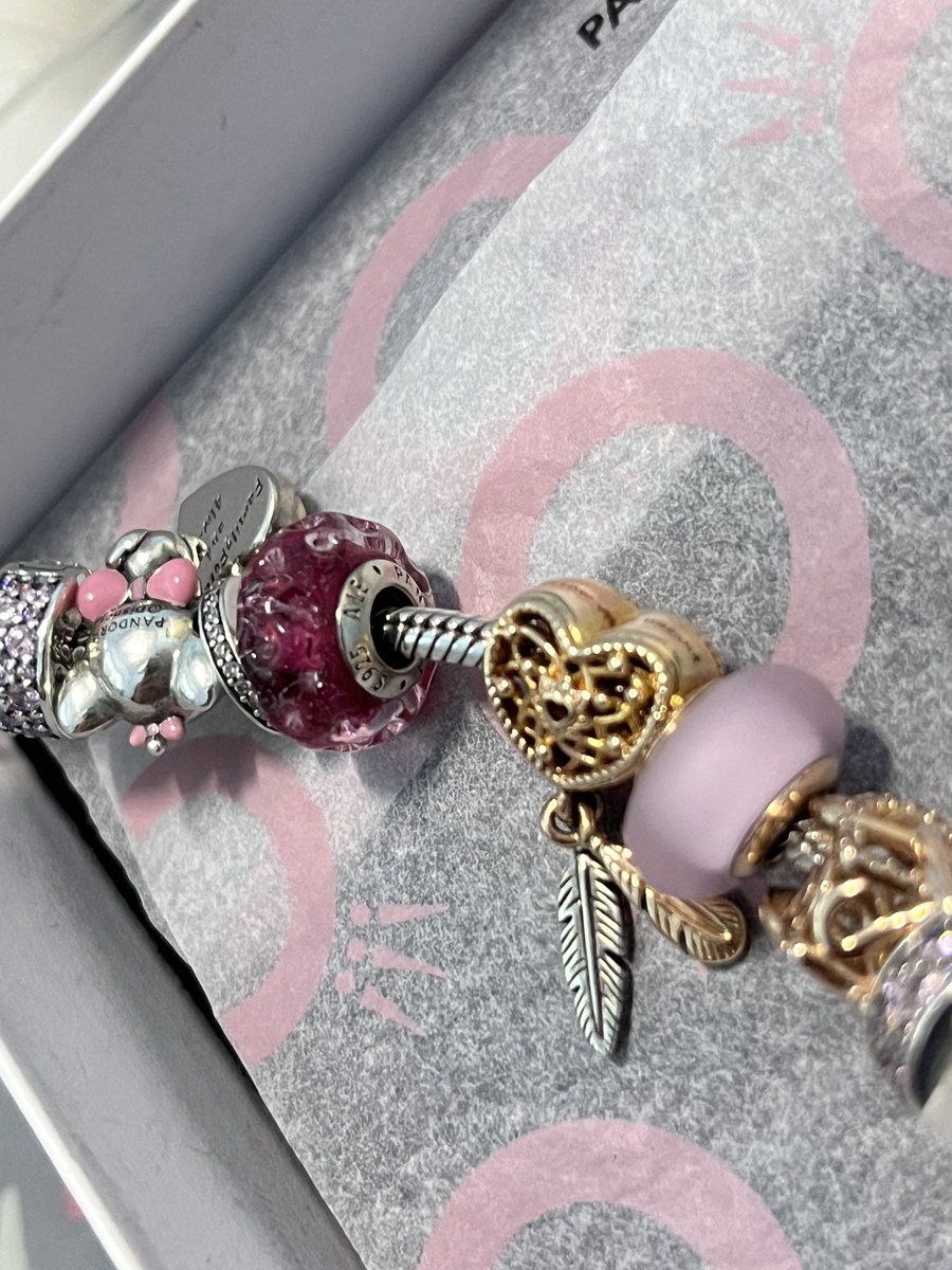 asritnsk's tweet photo. ปล่อยต่อมู 800 รวมส่ง

#pandoraมือสอง #ส่งต่อแพนโดร่า #ส่งต่อpandora #pandoraมือ2 #PandoraThailand https://t.co/EtK3CkZpeF