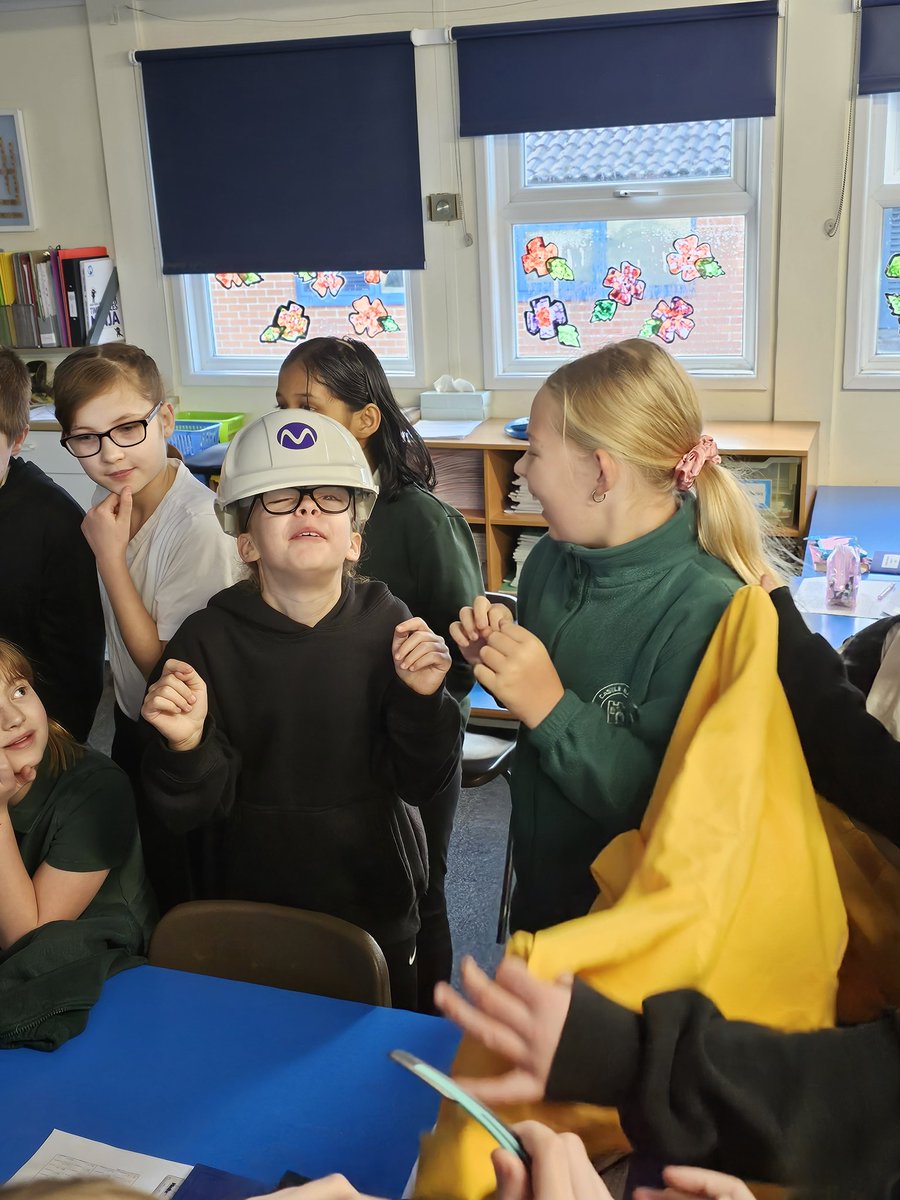 Jack Chambers (@mrchambersyr5) on Twitter photo We had a fantastic morning learning about different jobs in the Navy and being a nuclear decommissioner. The children loved seeing the equipment they use π <a href="/CastleBatchPSA/">Castle Batch Primary School Acacemy</a> <a href="/MissDepledge_/">Ruby Depledge</a> We had a fantastic morning learning about different jobs in the Navy and being a nuclear decommissioner. The children loved seeing the equipment they use π <a href="/CastleBatchPSA/">Castle Batch Primary School Acacemy</a> <a href="/MissDepledge_/">Ruby Depledge</a>
