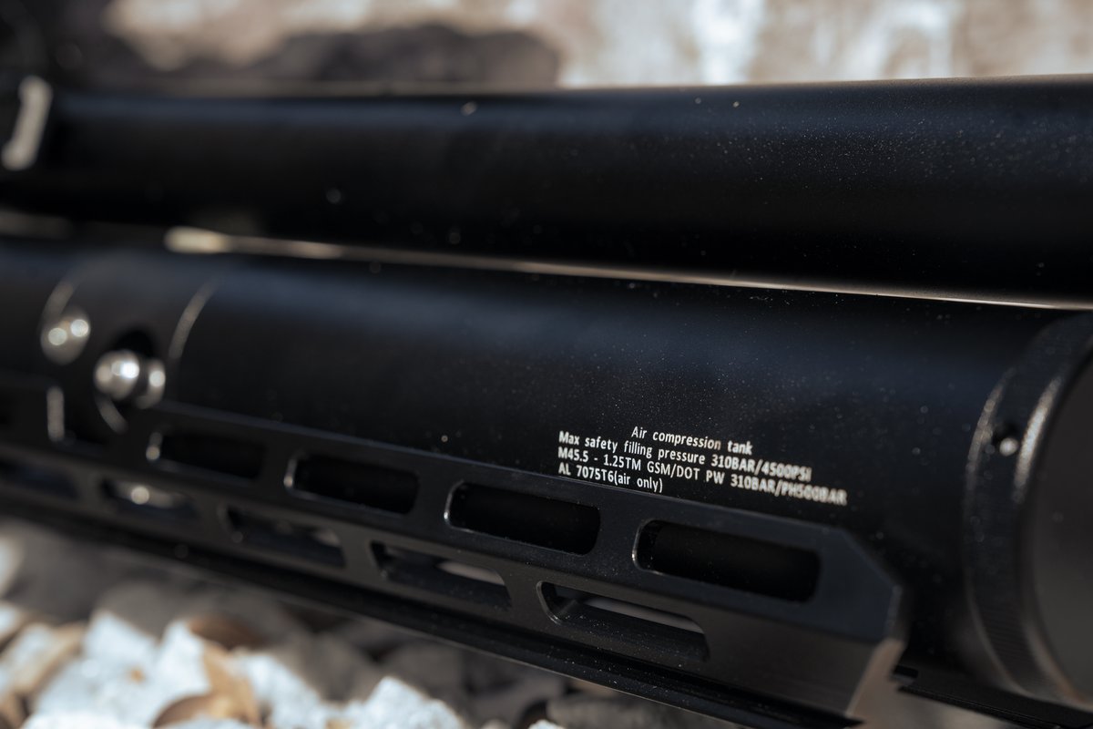 _DonnyFL's tweet image. The Karma SLS can take a 310 Bar / 4500 PSI fill and with a broad range of tuning pressure and an easy-to-adjust regulator! Tons of shots per fill!

#KarmaSLS #Airgun  #AirCompression #SafetyFirst #HighPressure #PrecisionShooting
