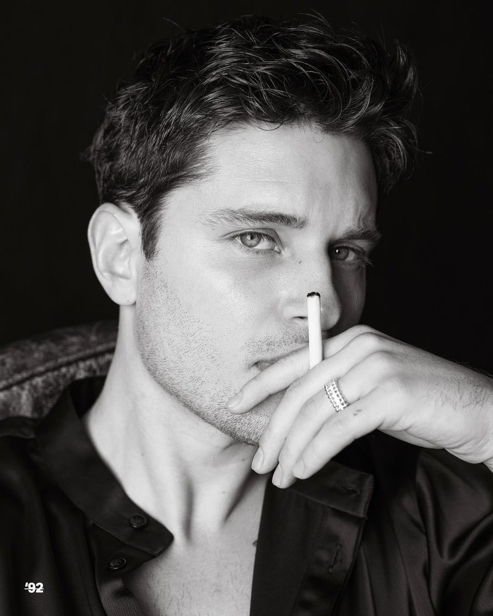 TarlosDay's tweet image. 얼굴합이 개어이없는점 : 어이없음