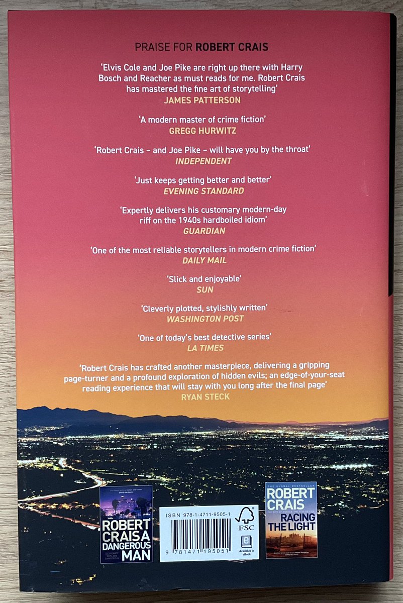 Lindahill50Hill's tweet image. Cracking surprise finished copy of @robertcrais #TheBigEmpty out from @simonschusterUK in my book mail.
Thank you very much @likely_suspects 📚❤️