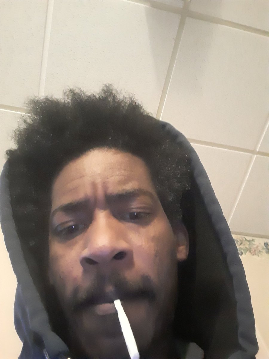 itstob420's tweet photo. Wake & bake time Friday yep #pprboy #80sbby #retro ππΎπ€π²π―π₯¦π₯β½ https://t.co/KlqOh8VnVF