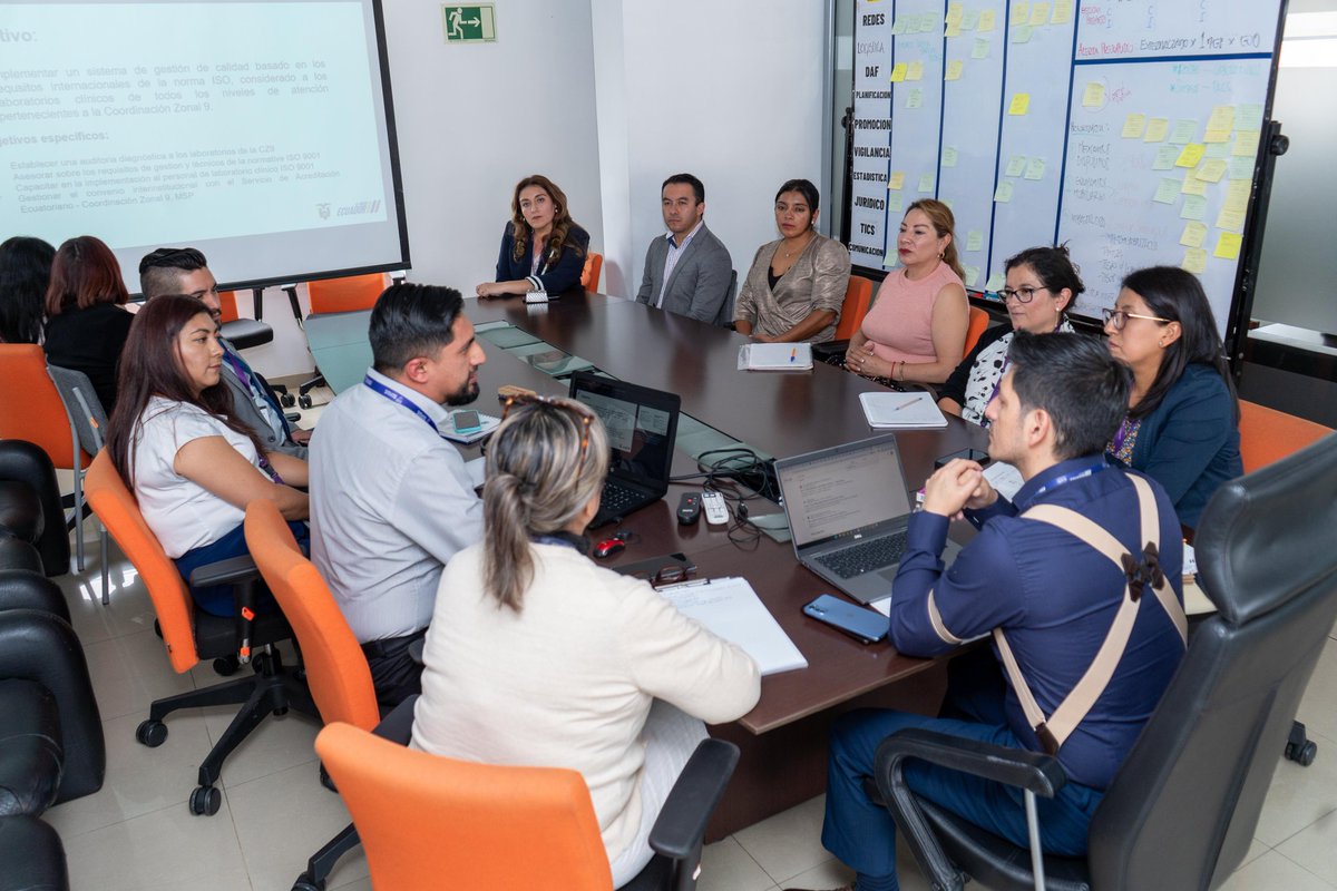 SaludPichincha's tweet photo. 👌 Cumpliendo con los requisitos internacionales de la norma ISO creamos el Equipo de Mejora Continua de la Calidad de los Laboratorios Clínicos de @Salud_CZ9.

👨‍🔬 Nuestro objetivo es implementar un sistema de gestión de calidad para garantizar la calidad y seguridad del paciente con resultados de laboratorio precisos y confiables.

🧪 Queremos alcanzar las certificaciones ISO 9001 e ISO 15189, lo que nos permitirá liderar la prestación de servicios de laboratorio clínico de alta calidad.

#MSPEnTerritorio
