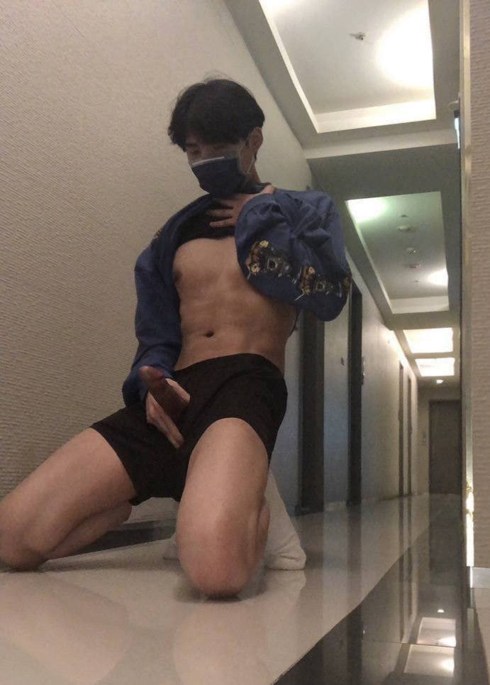 LavigneMic84868's tweet photo. 太硬了  有没有人要鸡巴的 #刘思达       

博主视频出处在超级网黄频道可看                                              
宝宝们评论区自取 #视频全集19部 https://t.co/8zyzfhEiTI