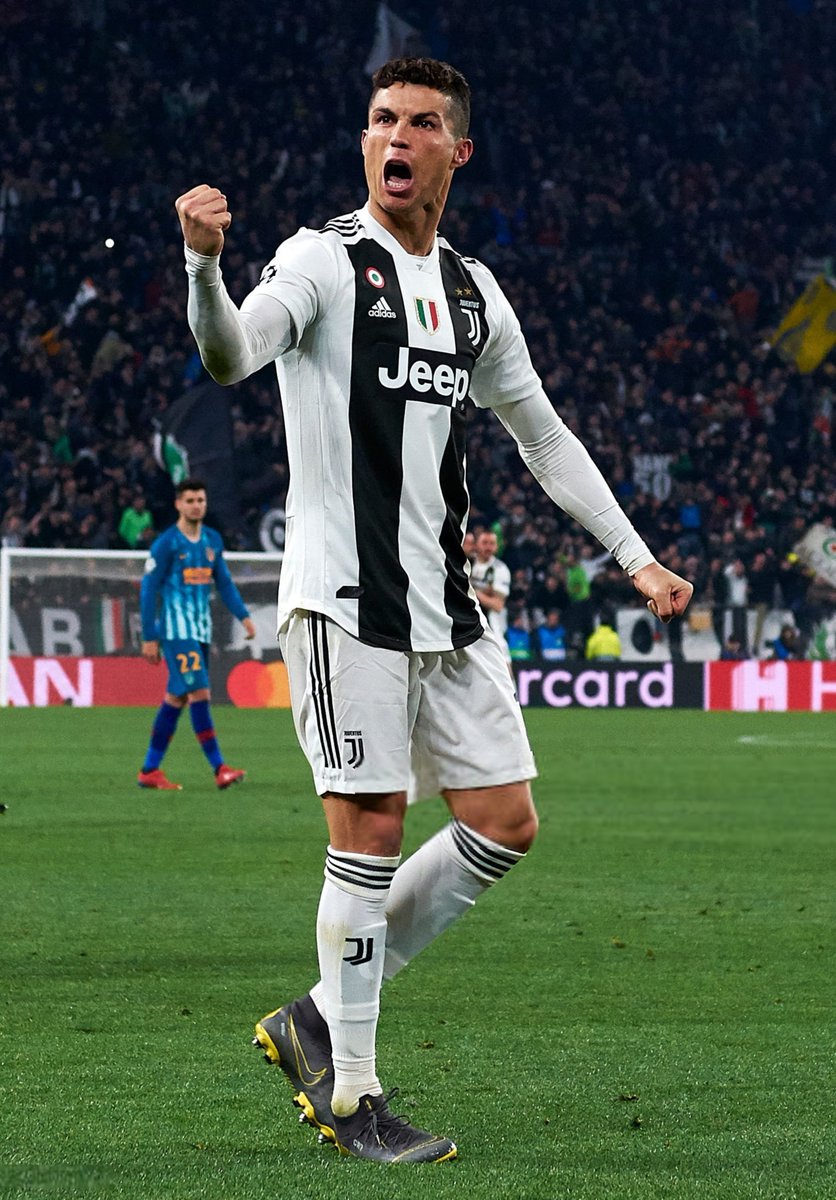 صديق الاسطورة ايدو اغيري اختارها كأعظم لحظه شافها لكريستيانو وانا شخصياً اتفق معه وكل شبيح على وجه الأرض المفترض يتفق معه .. اذا هذي المباراه ماكانت اكبر فرحه لك مع رونالدو مشكوك فيك؛ اكثر من مجرد مباراة كرة قدم

هذي المباراه لو انها عمل في IMDb تقييمها بيكون 9.8

من عظمة