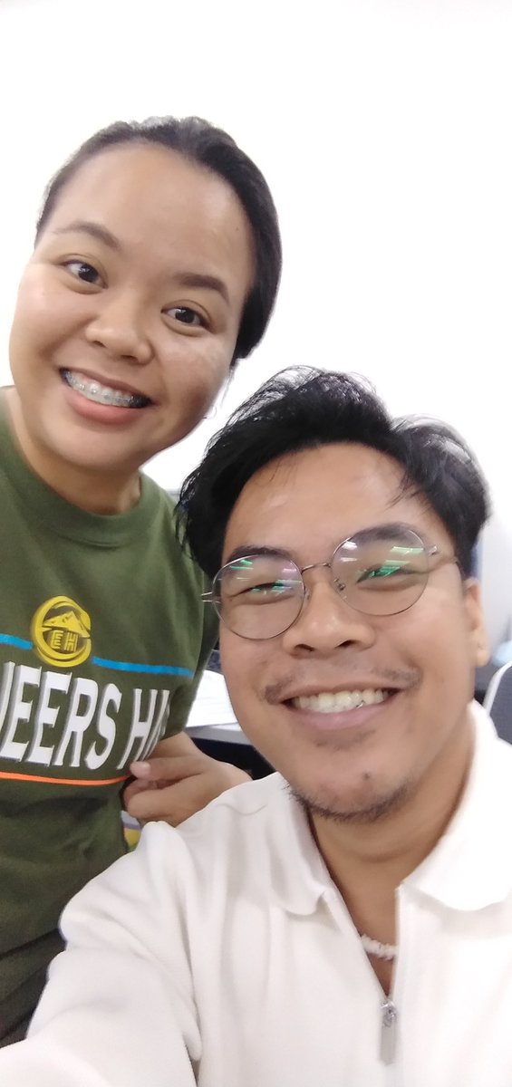 GOSHITSRAYMA's tweet photo. Lesson to me: Never leave your phone unattended. 🙄
Lesson to them: Never ever mess with my phone to take photos. 😜 https://t.co/W5iFQfPMiZ