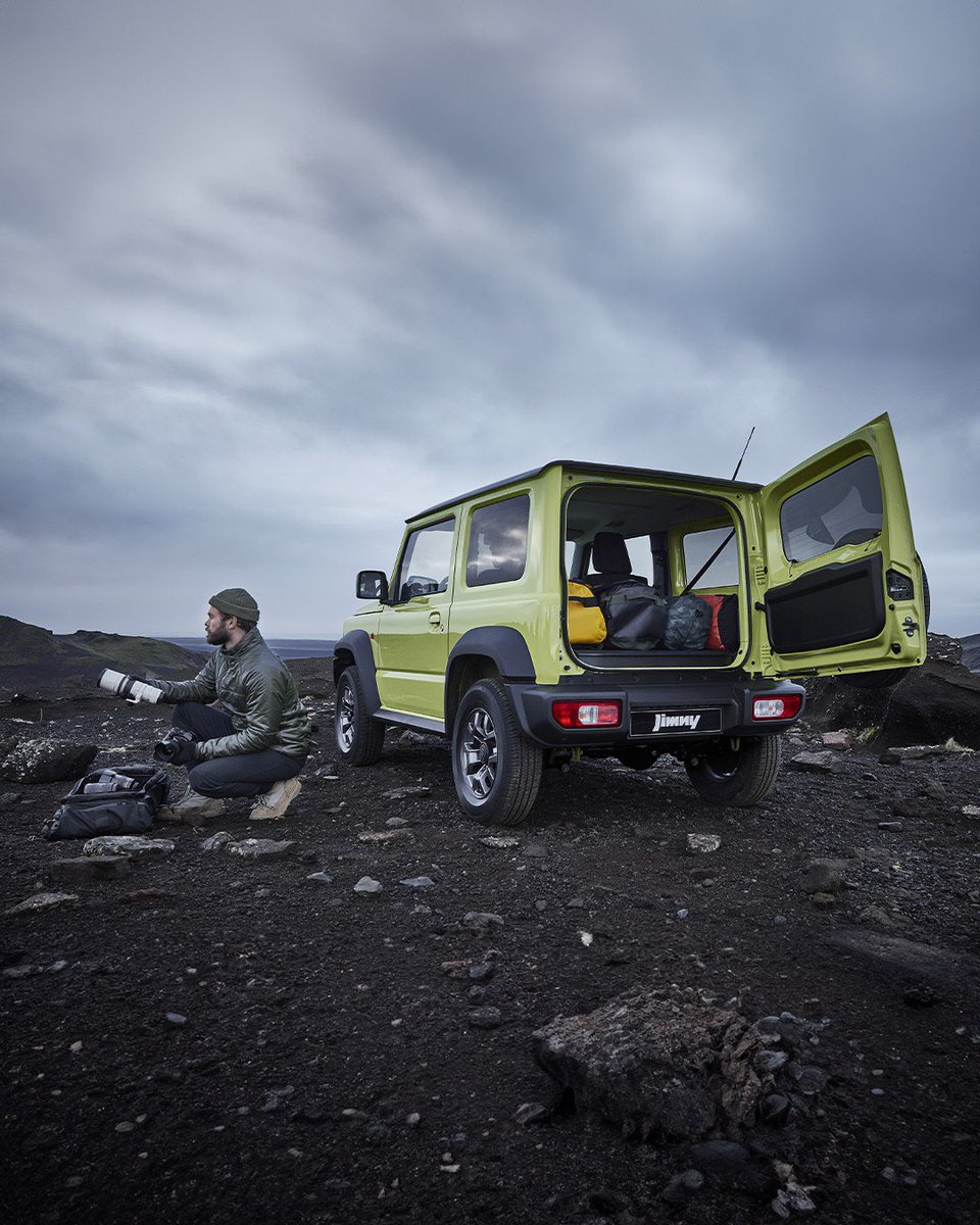 Keşif tutkunlarının vazgeçilmezi Jimny, her macerada yanınızda. 📸🚙 

#Suzuki #Jimny