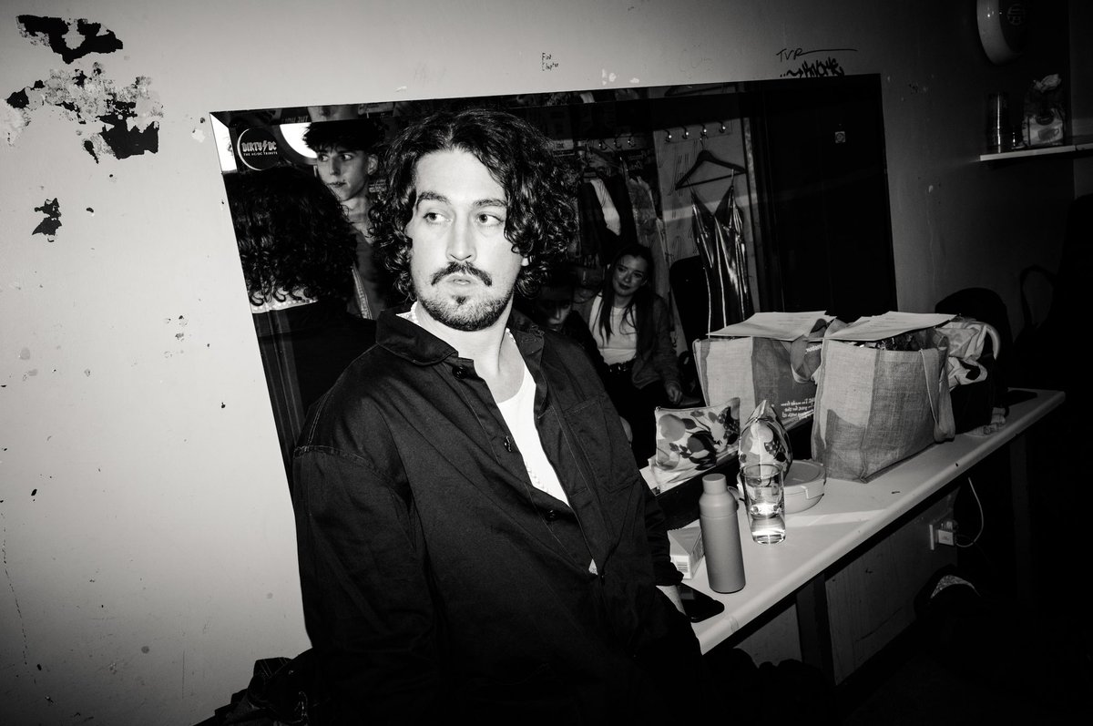 Alex Francis (@afrancismusic) on Twitter photo You were beautiful last night <a href="/HalfmoonPutney/">The Half Moon Putney</a> 🧡 Thanks for going with us for Independent Venue Week!
BIG announcements coming in the next few days x
📸 by <a href="/JPBoardman/">James Boardman</a>
#ivw25 You were beautiful last night <a href="/HalfmoonPutney/">The Half Moon Putney</a> 🧡 Thanks for going with us for Independent Venue Week!
BIG announcements coming in the next few days x
📸 by <a href="/JPBoardman/">James Boardman</a>
#ivw25
