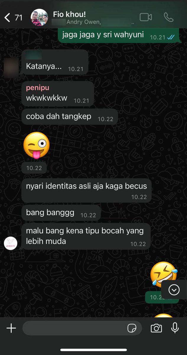 dutchken10's tweet photo. Untuk nomor kedua pelaku tersebut masih aktif dan bisa dihubungi. Dia bahkan ngata ngatain bapak gue tolol karena gampang ditipu. PLEASE TWITTER DO YOUR MAGIC.
 Nomor tlp andry owen +62819//1041-1578 

ps; ini gue masukin ke grup bareng temen" dan dia aktif ngerespon disana. https://t.co/VkkutVaaEF