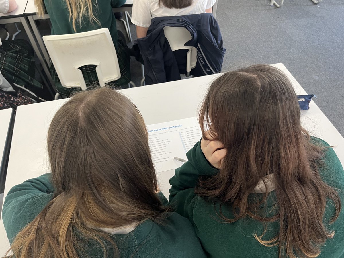 QEStudio tweet media