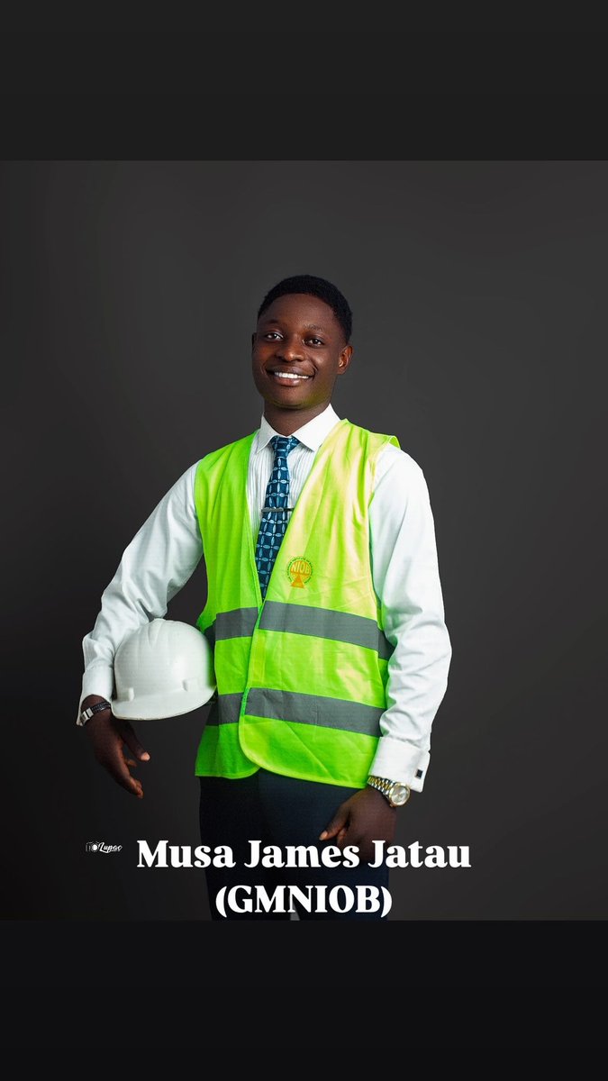 JamesJmusa's tweet photo. Officially conferred👷🏾♂️
Finally got inducted into the Nigeria institute of building as a graduate member (GMNIOB)👷🏾♂️🏢
#GodIsHelpingMe🙏🏼🙇♂️🙌 https://t.co/LoM8tawTyZ