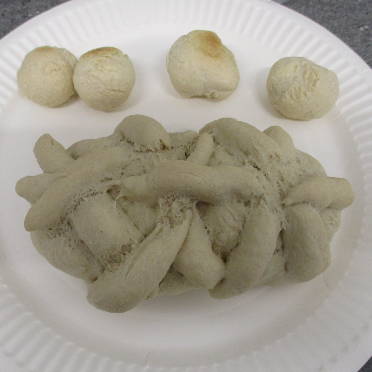 Families have made bread in Activity Club this week. The smell was amazing as it baked. They chose some soup to take back to their flats along with the bread, and enjoyed a lovely supper. There’s nothing nicer than warm, freshly baked, homemade bread!