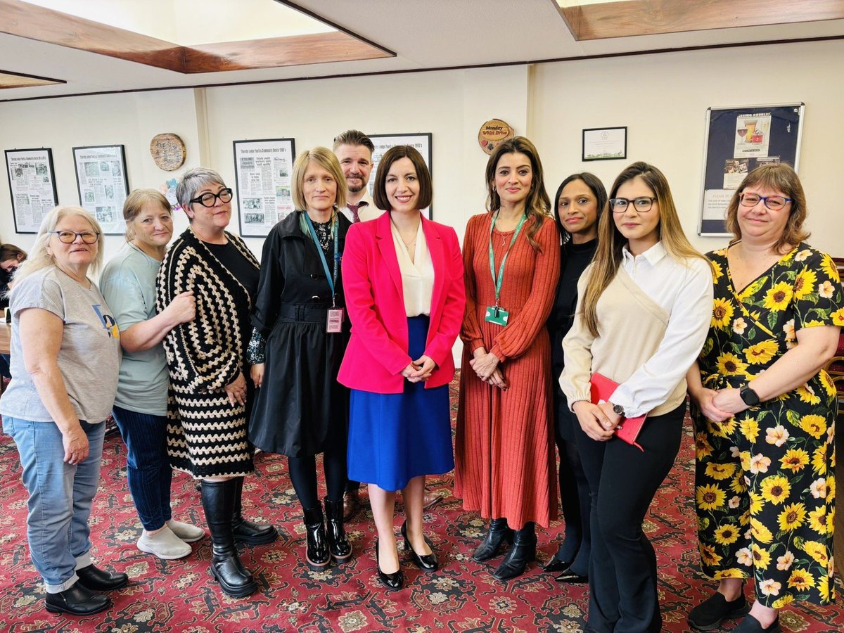 We were delighted to speak with <a href="/bphillipsonMP/">Bridget Phillipson</a> today at a community education roundtable in Leicester about the need for combined authorities to prioritise funding for tailored learning to better support parents' mental and physical well-being before they transition into work.