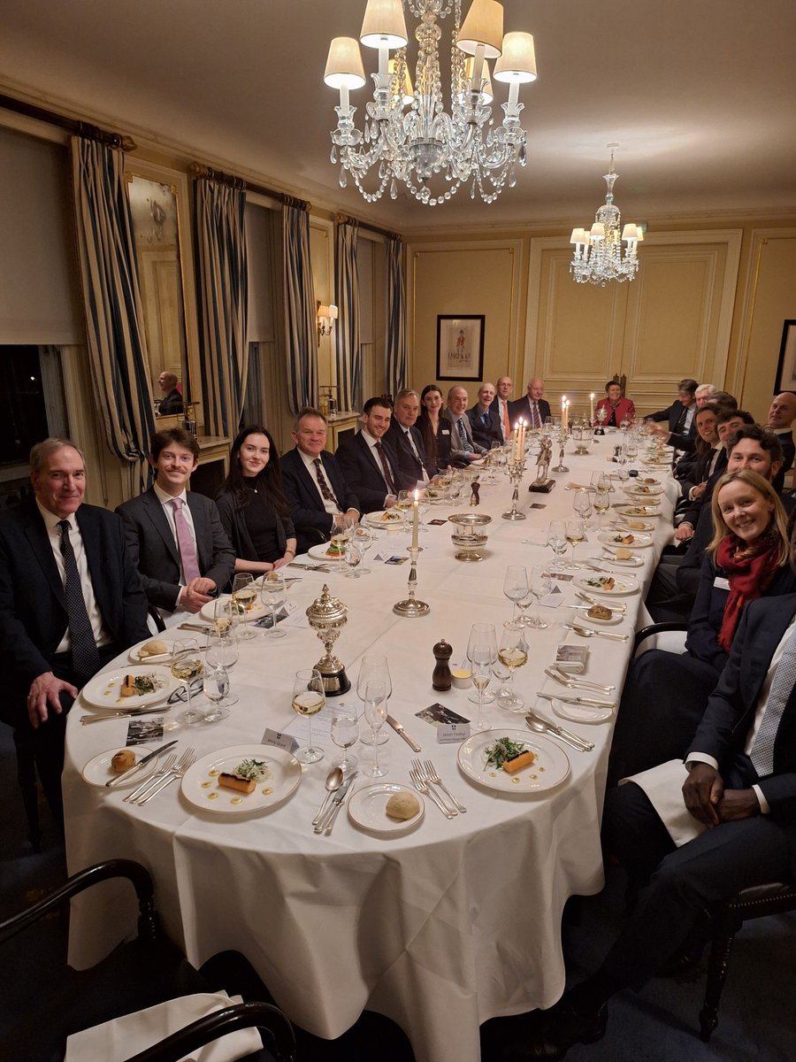 Last night, 21 former Captains of School came together for the first time to enjoy dinner in London!

It was a wonderful evening full of joy, reconnection and memories. 

Read more and see all of the photos on our website: kings-association.co.uk/news/oks-kings…