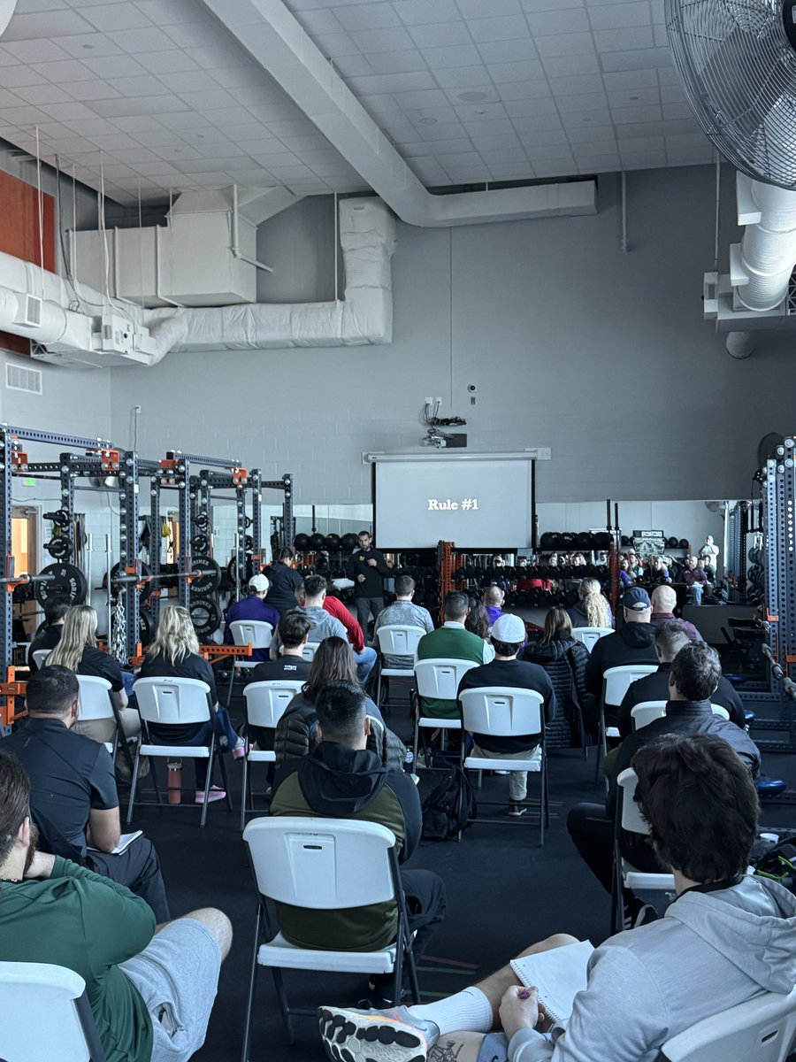 Getting kicked off here at the @HuttoISD Sports Performance Clinic! <a href="/Sorinex/">Sorinex</a>