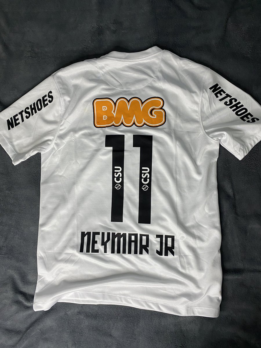 BLSTOREPY's tweet photo. Neymar vuelve santos y mi cabeza automáticamente 🥹 https://t.co/aEZQK0878Q