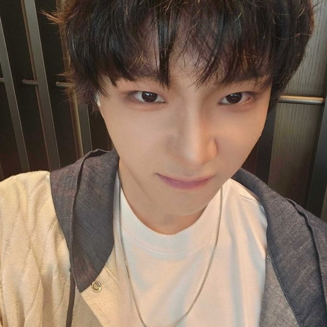 taesanbingung's tweet photo. #WOONHAK ; mayah mayah😼

#OnedoorSelcaDay #ODSD #BOYNEXTDOOR @BOYNEXTDOOR_KOZ https://t.co/KxKQWydswF