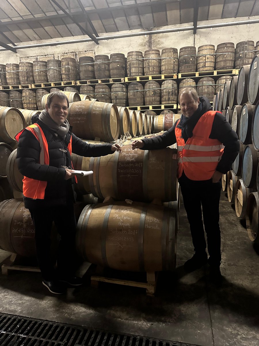Viatgem fins a Cognac, al Château de Bonbonnet i la Maison Ferrand. Acompanyats d'OTC Group i Diene distribució, hem fet una selecció de single cask de Planteray Rum. El resultat ha sigut la compra d'una bota que embotellarem i comercialitzarem com a pròpia la propera tardor!
