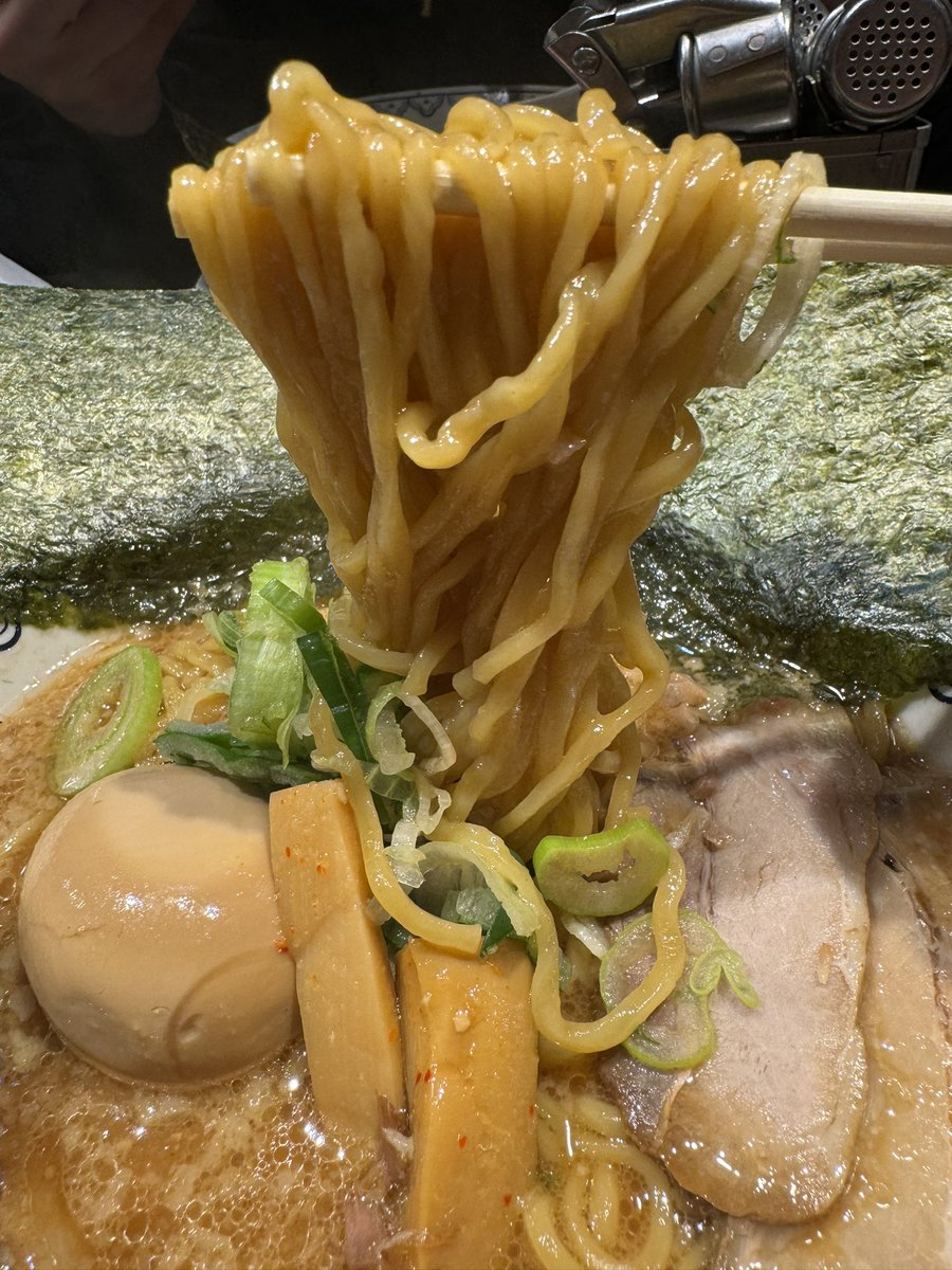 ぬぽちん (@nupo_chin) on Twitter photo 本日のハイライト!
お腹いっぱいです🙈
バンカラで特製の角煮トッピング!大盛り!ボリューム満点でした笑
集まってくれたみんなに感謝です🙌
ps <a href="/wakky_saaaaan/">わっきー@スピードツイン900&GSX-R1000R</a> さんは、ドMです。 本日のハイライト!
お腹いっぱいです🙈
バンカラで特製の角煮トッピング!大盛り!ボリューム満点でした笑
集まってくれたみんなに感謝です🙌
ps <a href="/wakky_saaaaan/">わっきー@スピードツイン900&GSX-R1000R</a> さんは、ドMです。