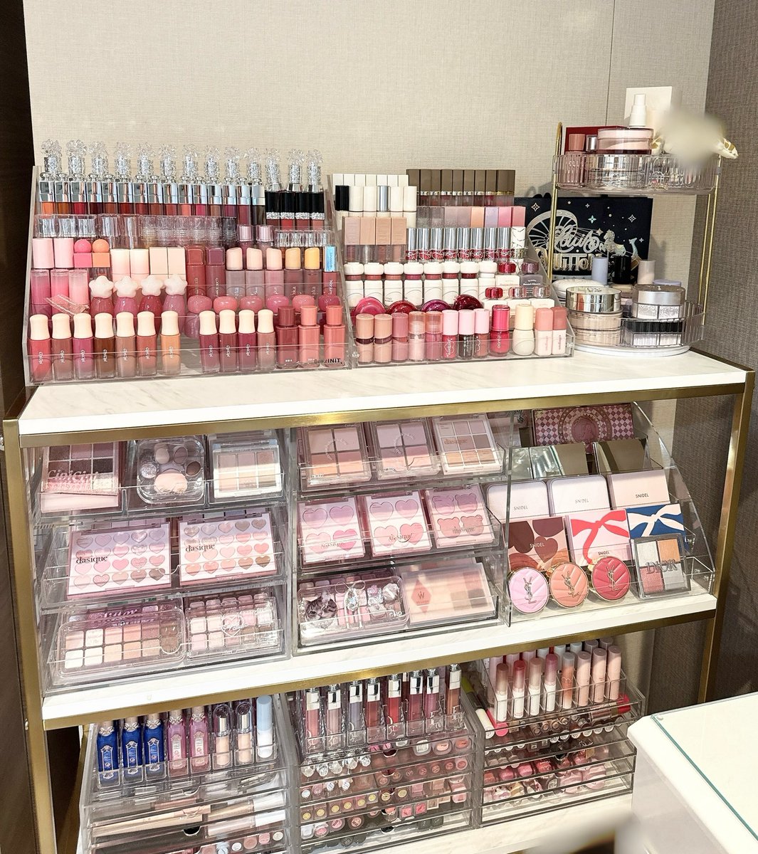 超大量！150点以上！コスメまとめ売り 𝑴𝑶𝑪𝑯𝑰 a X: 