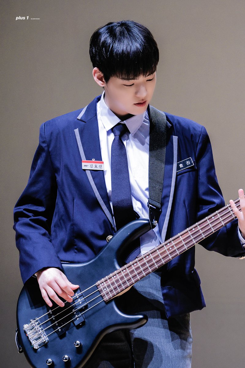 240608 [BEAUTIFUL SHADOW] 팬사인회

기타 X 효진 = ❤️‍🔥

#온앤오프 #ONF #효진 #HYOJIN
#김효진 #플러스효진 <a href="/WM_ONOFF/">온앤오프 (ONF)</a>