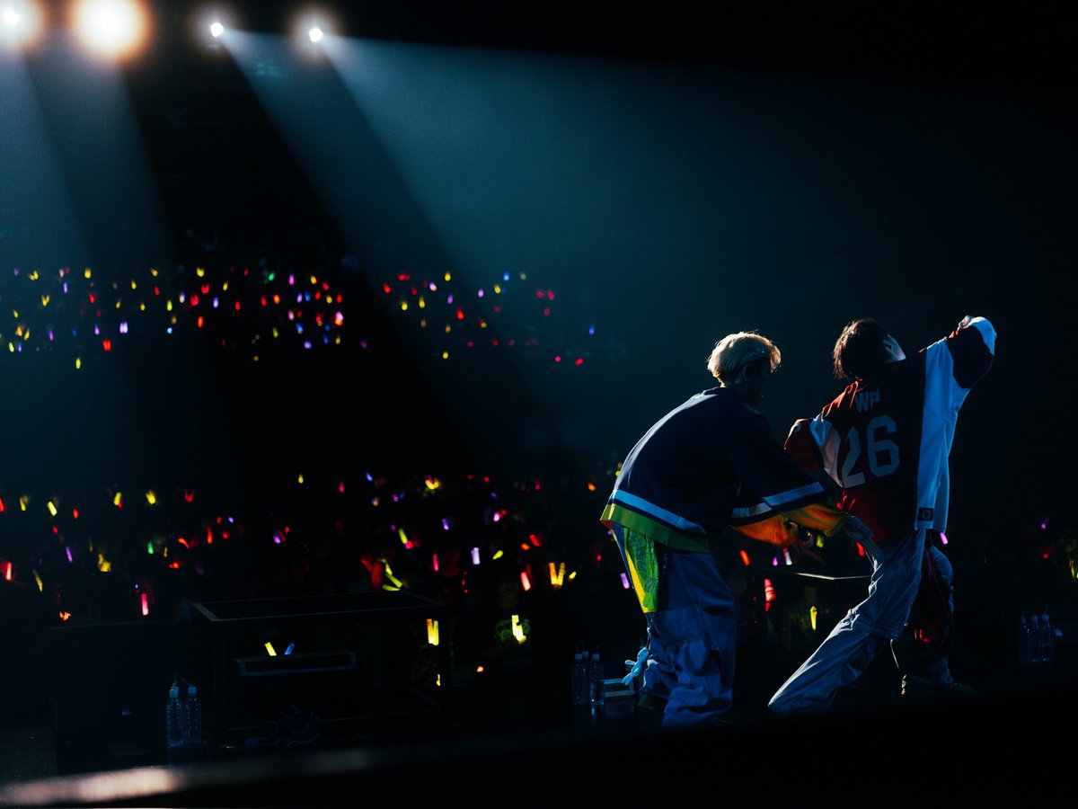 BOYMEN_kento's tweet image. 最高だった。大好きだった。
かっこいい姿にまた惚れたし、こんな凄いライブができる事に憧れすら抱いた。
眩しいなぁ。未来は明るいなぁ。
誰よりも熱く高く思うがまま自由に飛ぶみんなをこれからも心から応援したい！！

今までありがとう。BMK🔥🔥

BMKは最高の後輩でありライバルでした！