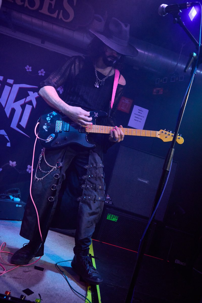 BandKabuki's tweet photo. A dose of grit and theatrical darkness as we hit @Cart_HorsesE15 last week 🤘🖤 East #London's birthplace of the mighty @IronMaiden! Thanks to everyone who came down, and to Hardev for the photos.

NEXT UP ‼️▶ #Kimbofest this Sat in aid of @AlzheimersSoc: https://t.co/ssjgDl7Fee https://t.co/cGeFYknctr