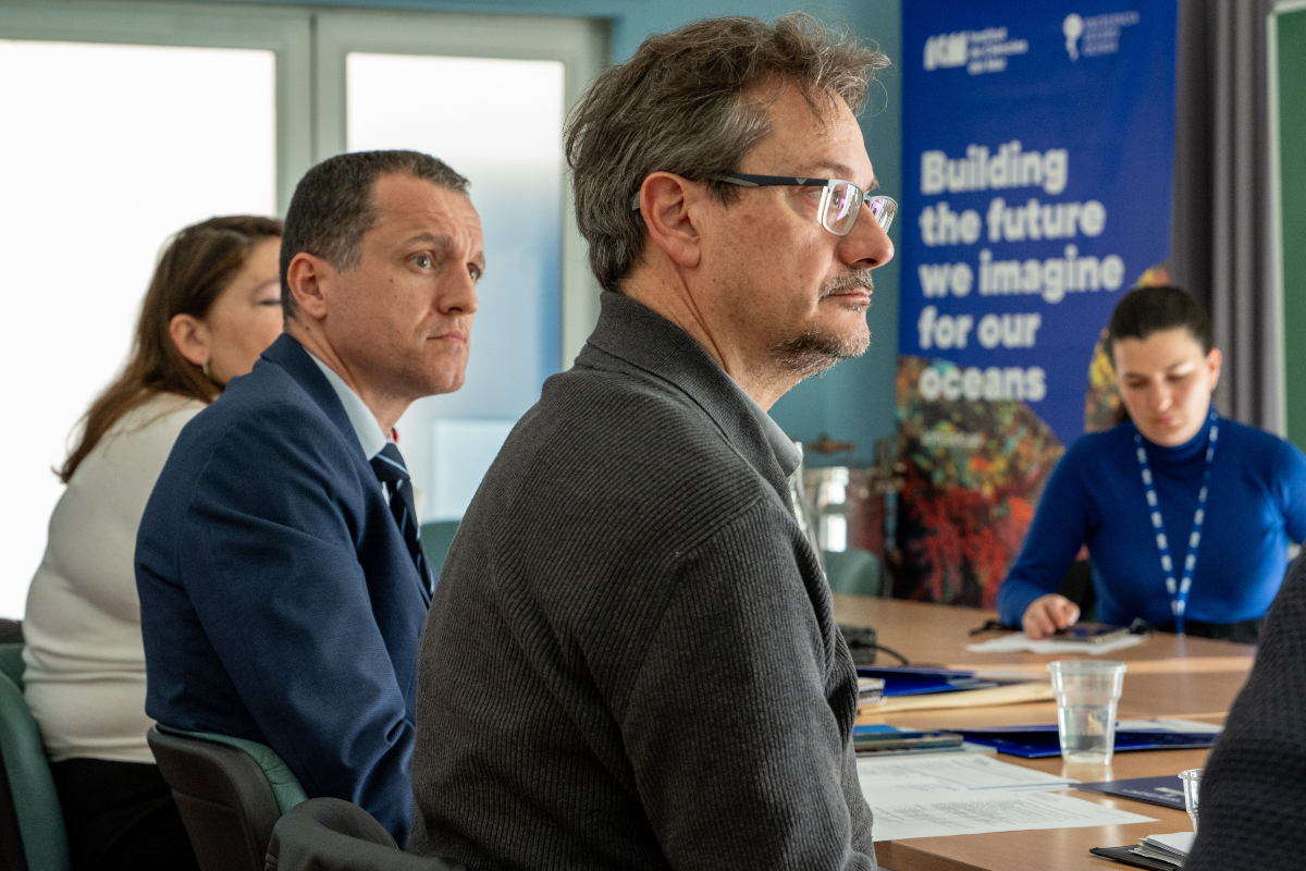 ICMCSIC's tweet image. 🔴I #ICMNEWS I🔴

🤝El conseller @oscarordeig ha visitat aquesta setmana l'ICM per conèixer els principals projectes del centre.

🎉 La trobada ha permès explorar possibles vies de col·laboració en l'àmbit de la sostenibilitat i protecció del medi marí.

🔗icm.csic.es/ca/noticia/el-…