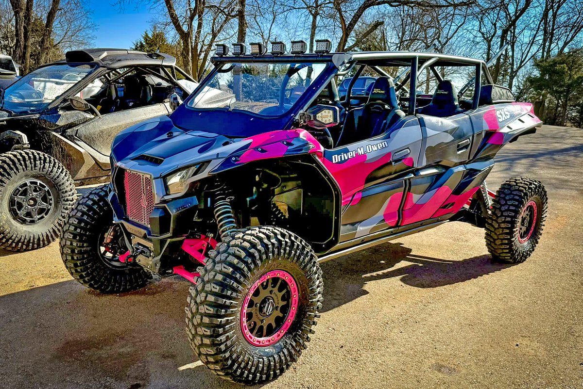 superatvtweet's tweet image. 💟 Guys, we've got the perfect gift idea for her for #ValentinesDay. 😁👍 @sxsusaofficial got this #KawasakiKRX looking very #demure. 😏 Complete with #SuperATV suspension High-Clearance A-arms and SO much more!