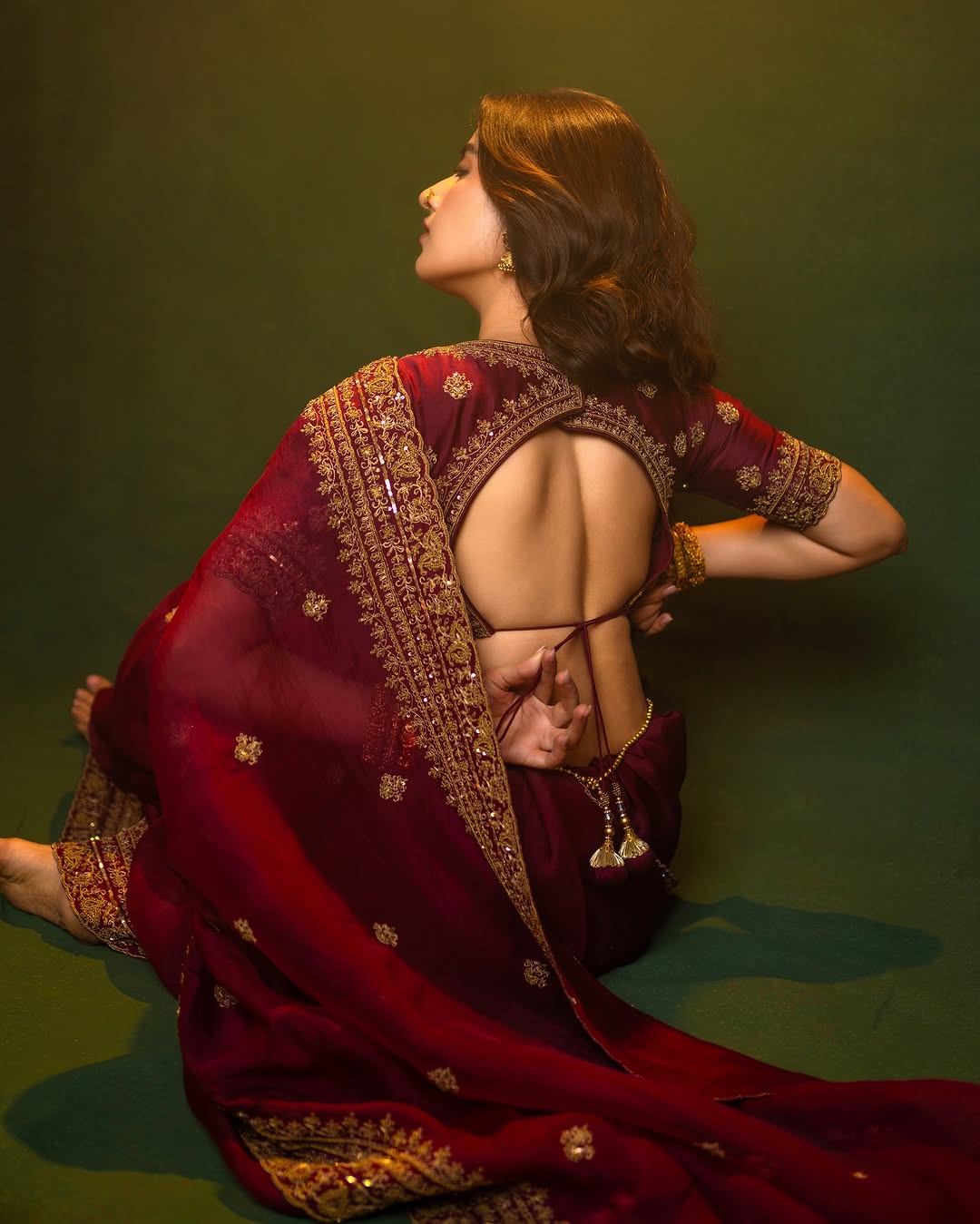 GioWYnKXoAAEtrM?format=jpg&name=large