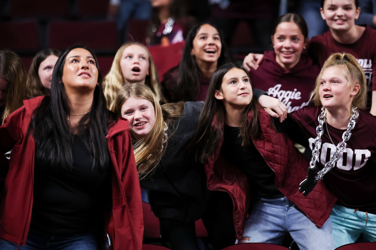 AggieWBB's tweet image. Secure your spot for Sunday's Cotton Holdings Lone Star Showdown. Tickets available at the link below!

📅 Sunday, 2/2 vs Texas
⏰ 5 PM
📍 Reed Arena
🎟️ 12thman.com/wbbtickets

#GigEm | @TheCottonWatch