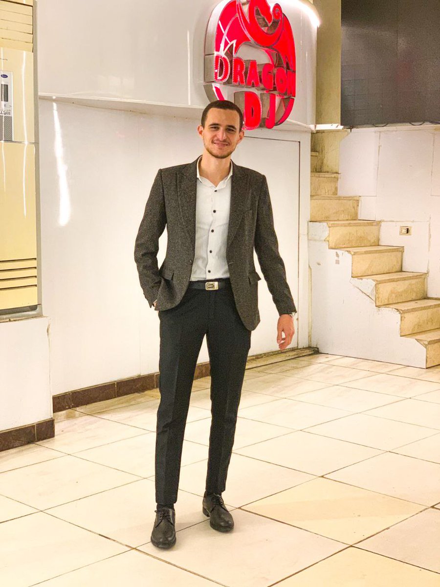 (وَلَقَدْ مَنَنَّا عَلَيْكَ مَرَّةً أُخْرَىٰ) 
ترم (Neuro) للتاريخ والله وع أيد كبار الأعصاب ربنا يجازيهم كل خير♥️
بس الواحد فعلا عندو أصحاب اكتر من الاخوات والله بعد كل الامتحان يسألوا عملت اى قد الدنيا يرجاله والله✨♥️
Ahmed farid
Medo elfeky
Kemo elfeky
Ahmed Ali
(الحمد لله)