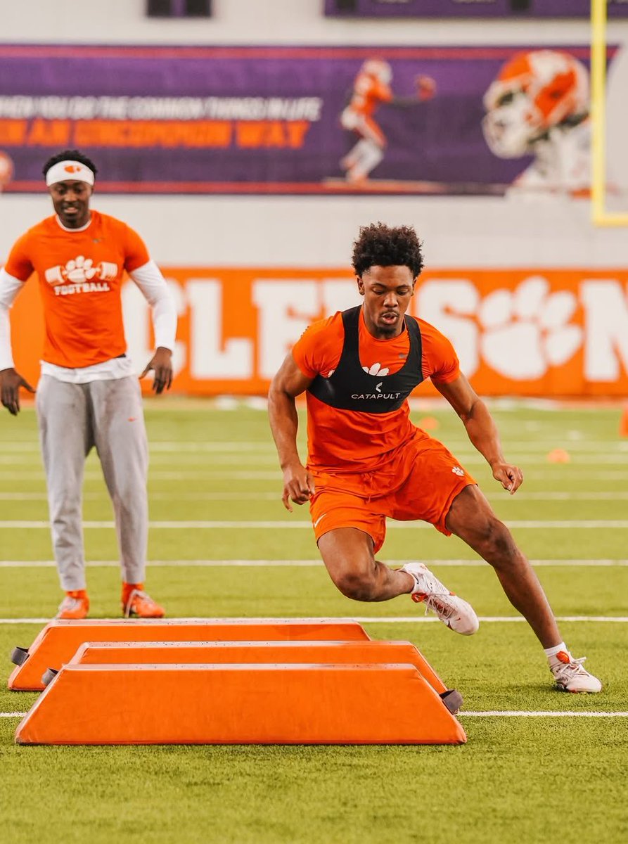 The 𝐛𝐞𝐬𝐭 is yet to come… 🐅🐾🏆🏆🏆

(<a href="/Bryantwesco19/">Bryant Wesco🌟✈️</a>)