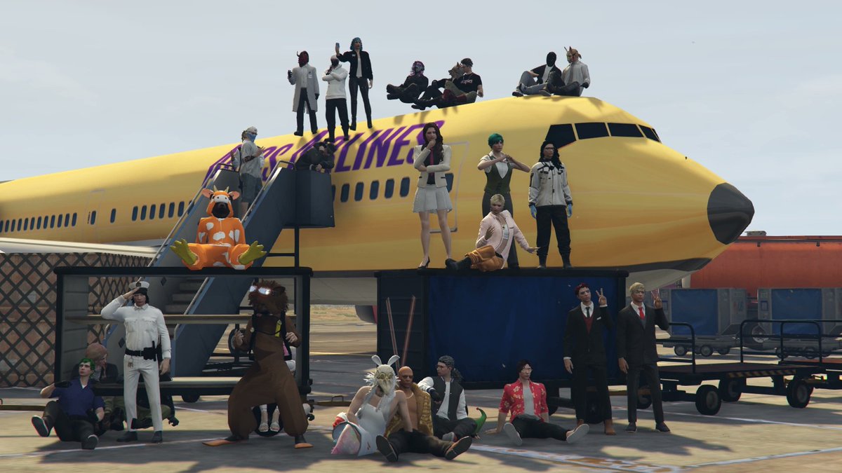 LobotomyVtuber's tweet photo. 9か月間お世話になりました
またいつか!
#gta #gta5 #gtaonline #gtarp #LiverS #LiverStream https://t.co/zijN3mRXGs