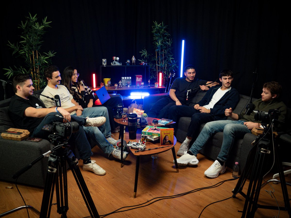 Merci tout le monde d’avoir suivi le live avec <a href="/AnthonyBajon/">Anthony Bajon</a> pour la sortie du film #LeDossierMaldoror ♥️ 

Et surtout foncez voir le film et sa filmo (vous serez pas déçus)