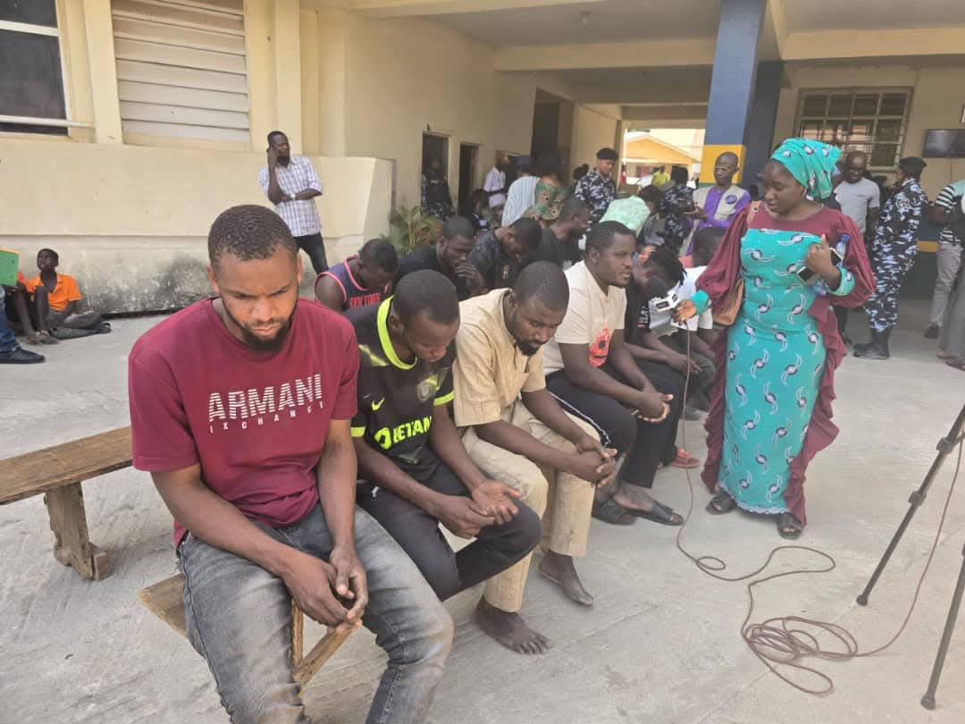 abdullahayofel's tweet photo. These are items recovered from vandals in Abuja.

The vandals were paraded by the Security Agencies at the FCT Police Command today.

What do you think should be done to these wicked criminals? https://t.co/g7y4xzZHKQ
