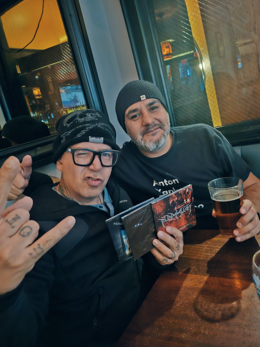 Chileanmetal tweet media