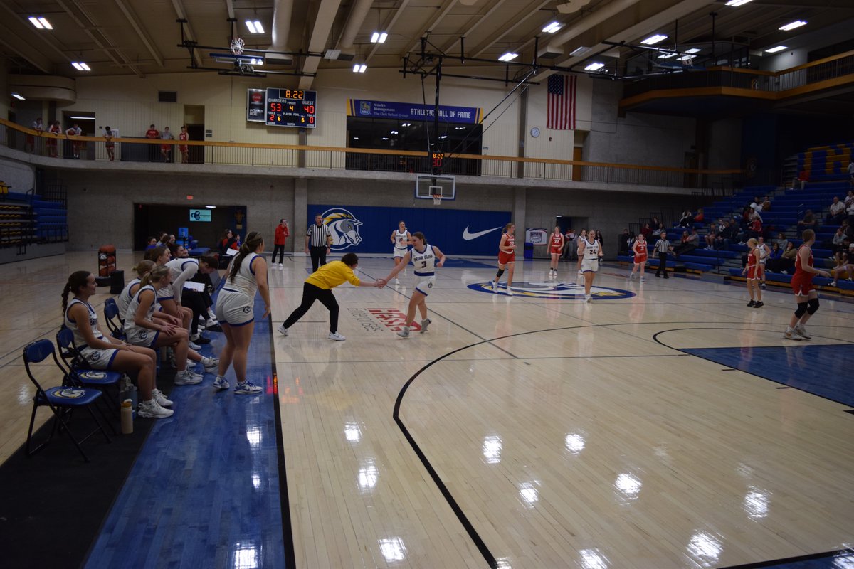 1SportProf's tweet photo. Here are some great photos taken from @BriarCliffWBB and @briarcliffhoops JV WINS over Northwestern last night! @ReedJonathan7 was the photographer. https://t.co/4XFrXItFUh