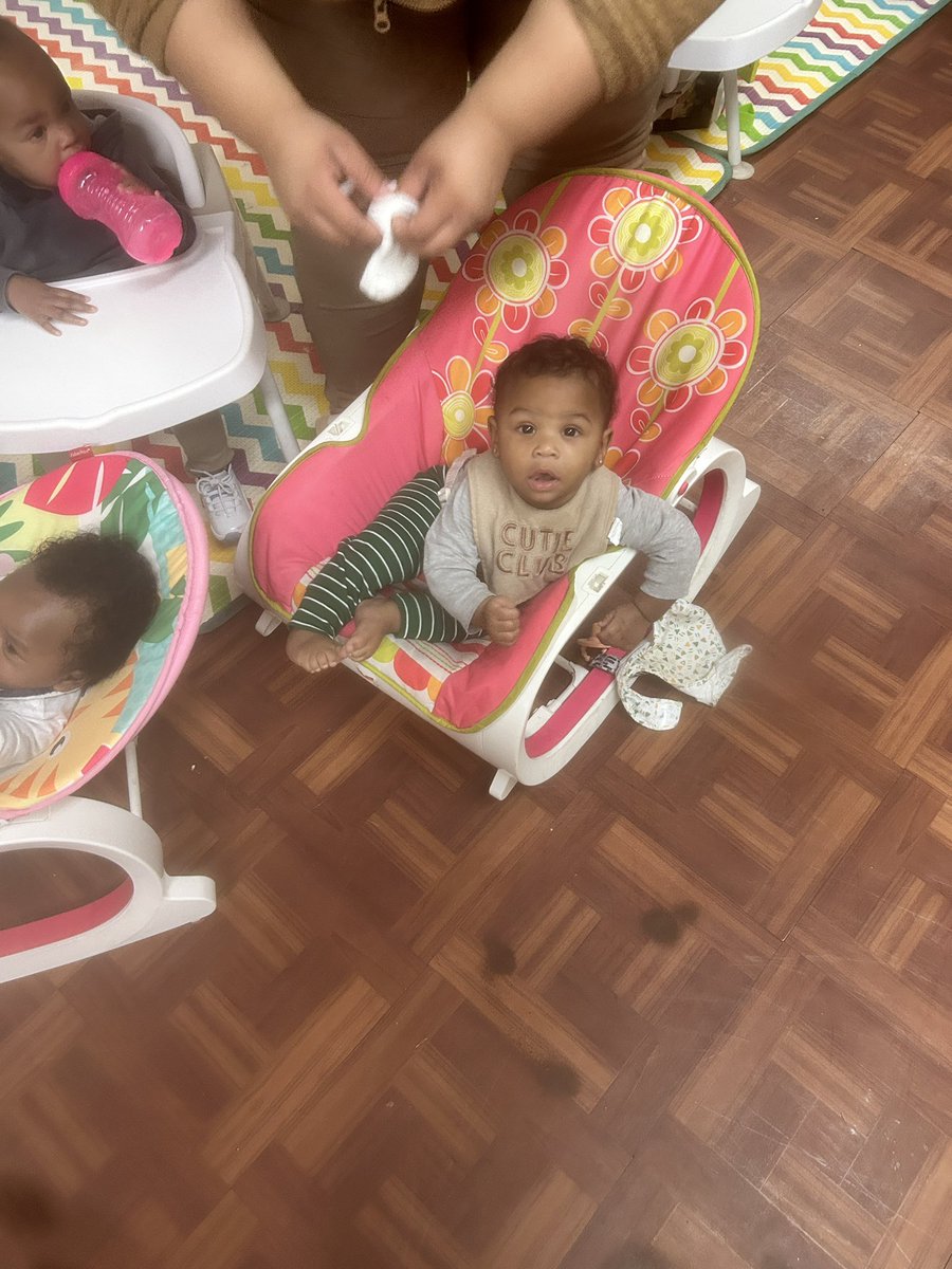 TeeTeePlusTWO's tweet photo. One thing he do is treat daycare like home π #HateSocks #HateClothes https://t.co/xmXLSpYVmw