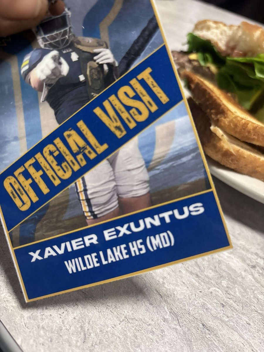 _xavierexantus's tweet photo. Thank you @Coach_GMerch for having me again I loved it at Lyco! https://t.co/RwvHGUJBYx