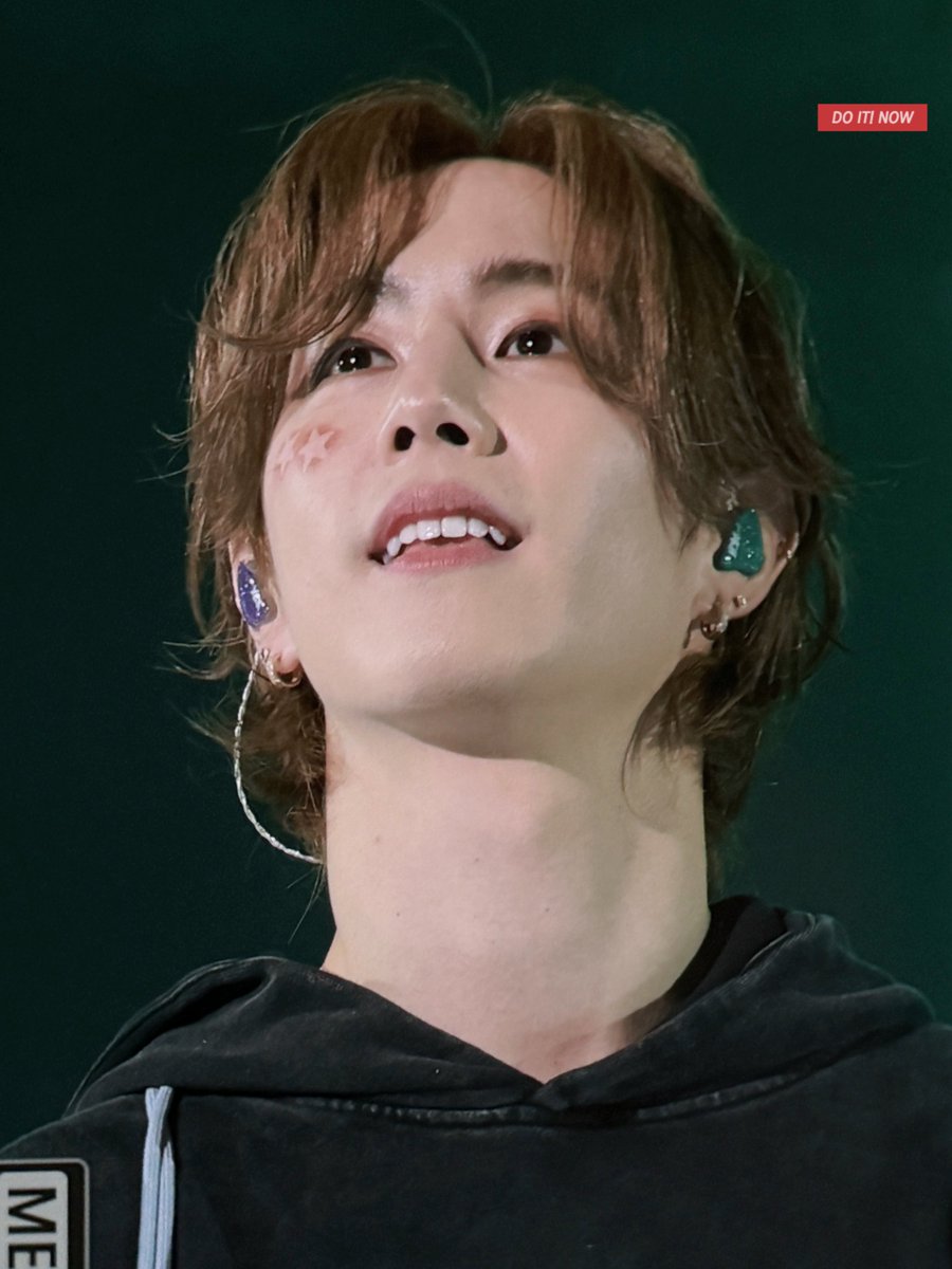 doitnow_93's tweet image. 250131 🥰 너무 예뻐 #GOT7_NESTFEST
#GOT7 #MarkTuan @marktuan