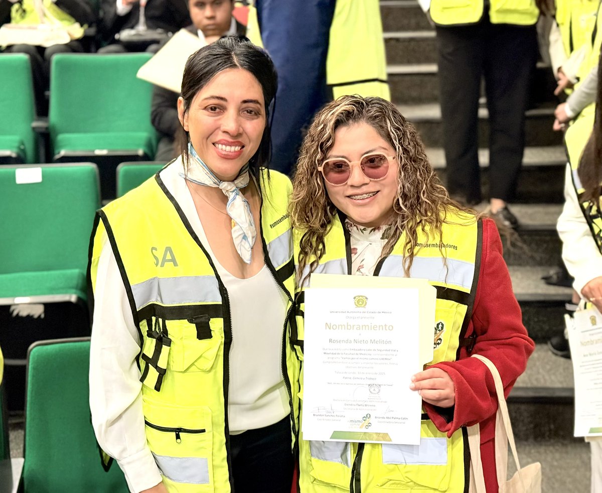 SGAU_UAEMex's tweet photo. Porque en nuestra Universidad, la educación va más allá de las aulas: se vive, se comparte y se traduce en acciones concretas que generan un impacto real.

#VamosPorElMismoCamino 
#SomosSA 
#SomosUAEMéx 💚💛 https://t.co/1s13CeqUai