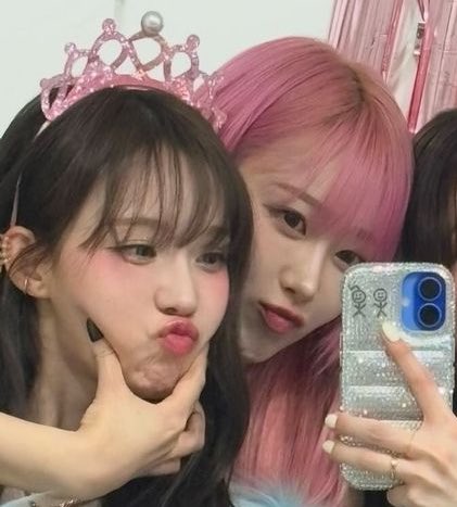 wnslmeal's tweet photo. MY WINSELLE 😭😭 https://t.co/D7eUTMB64O