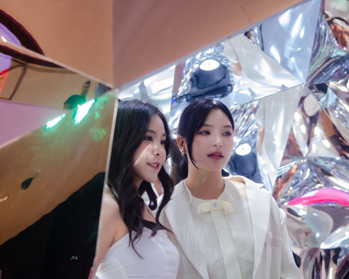 JettanaSugunta's tweet photo. 💙🧡#IsTarwaan #Ornoung https://t.co/NGHBejNcBI