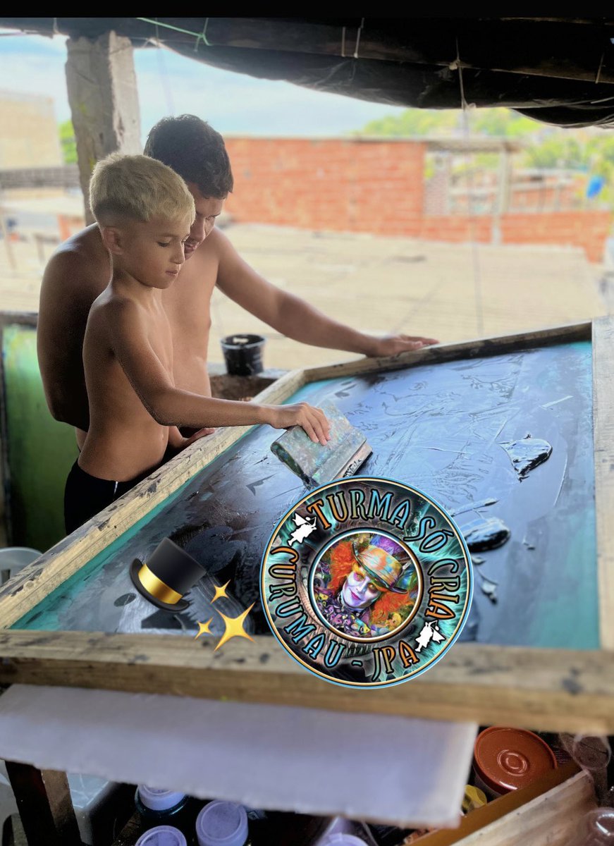 De geração pra geração! 🎭🎩✨