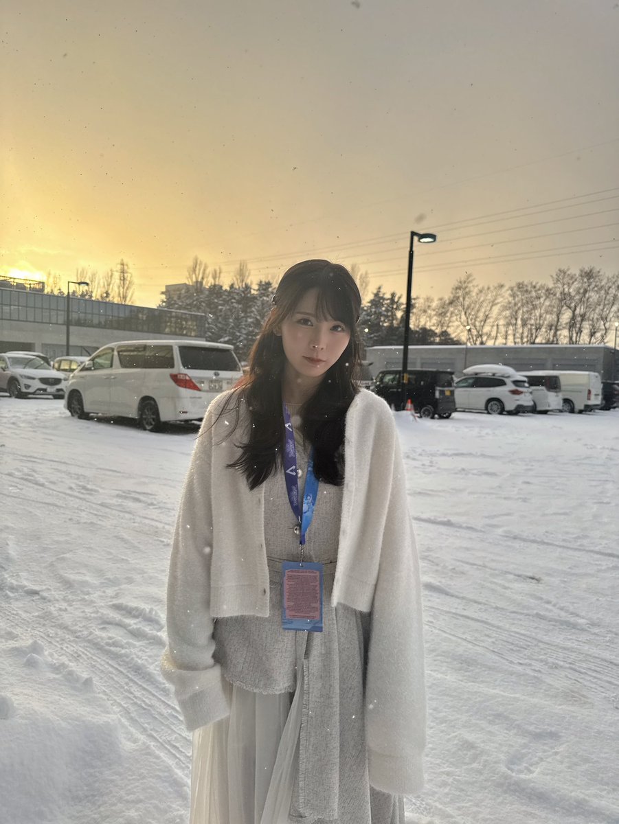 hoooonoka0128's tweet photo. algs クリエイターショーダウン
ありがとうございました！！！！
明日も引き続き現地で応援📣

雪と戯れた☃️

#ALGS #apex https://t.co/5qoAESPpZ3
