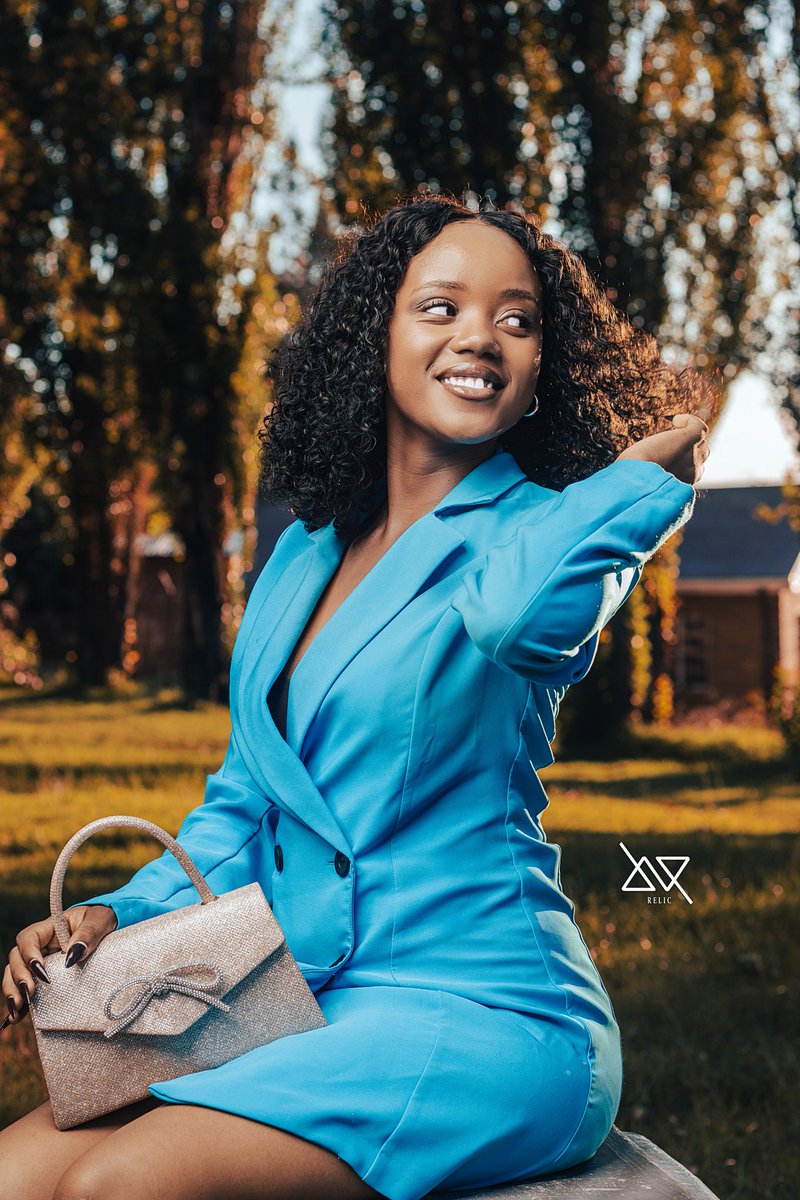 RelicThapelo's tweet photo. Her🙌🎊

Muse:@kea
📸:@RelicThapelo

#fyp #photooftheday https://t.co/n1vHRm0tZf