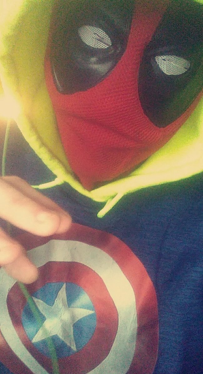 xIAmDeadpool14's tweet photo. https://t.co/MktmuotTOc